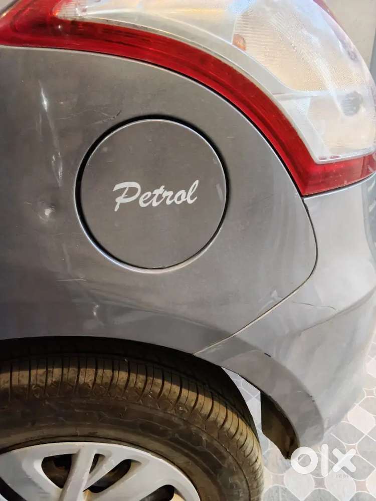 Maruti Suzuki Swift Vxi 2017