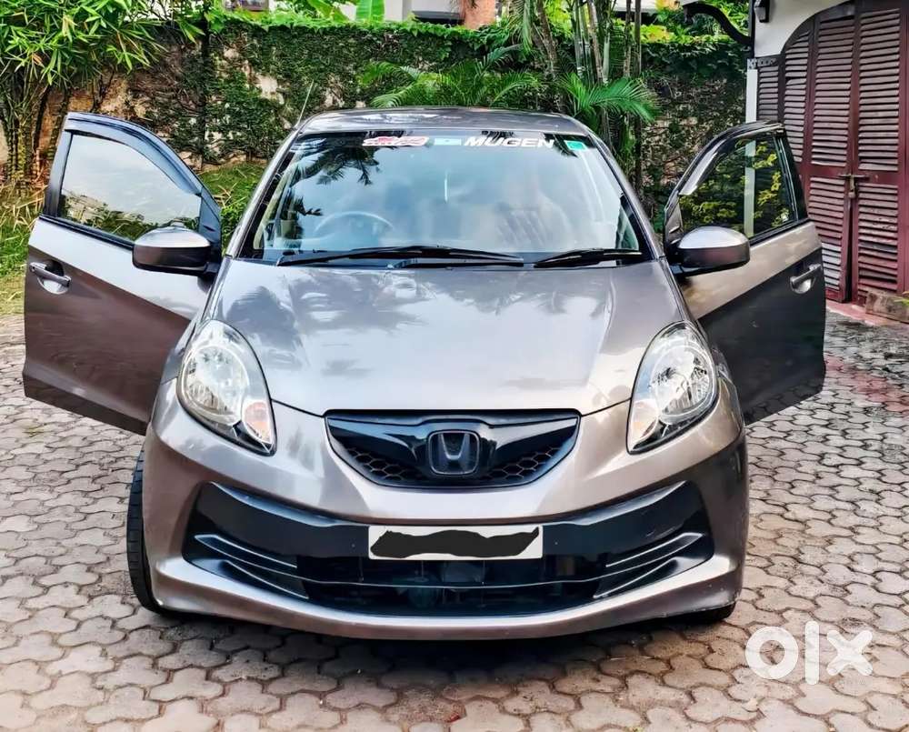 Honda Brio 2013 Petrol Steel Grey