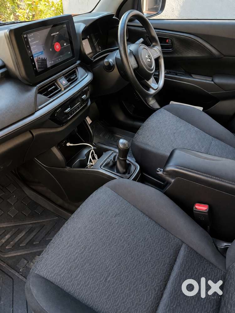 Maruti Suzuki New-gen Swift 2024 Petrol Well Maintained