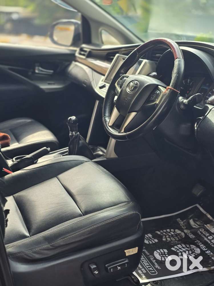 Toyota Innova Crysta Zx 2.4 Diesel 7 Seater, 2016, Diesel