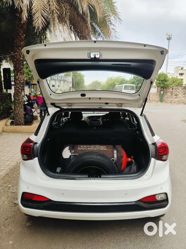 Hyundai I20 2019 Cng & Hybrids 90000 Km Driven
