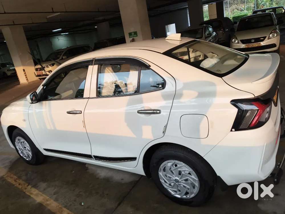 Maruti Suzuki Dzire 2025 Petrol 1500 Km Driven