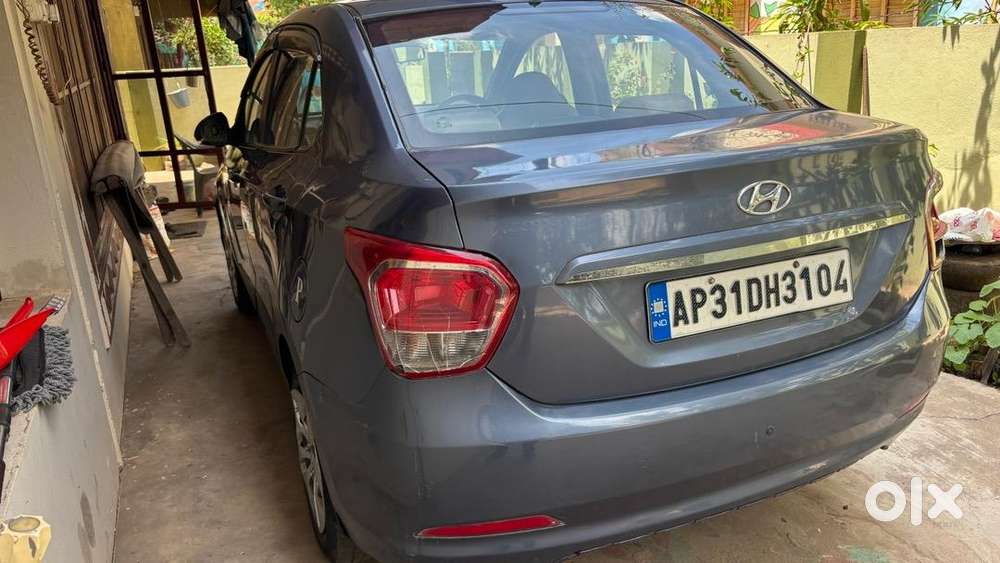 Hyundai Xcent 2016