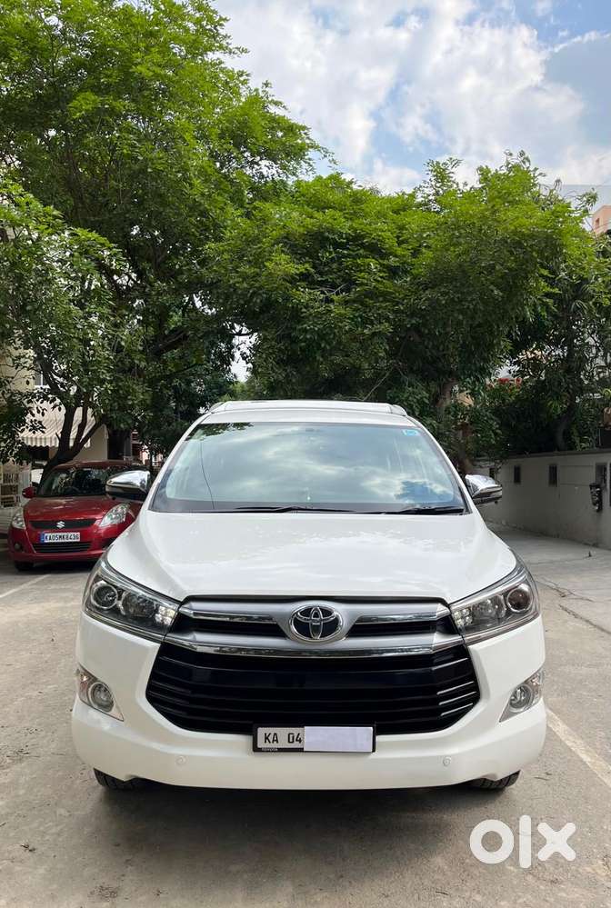Toyota Innova Crysta 2.8z Automatic, 2018