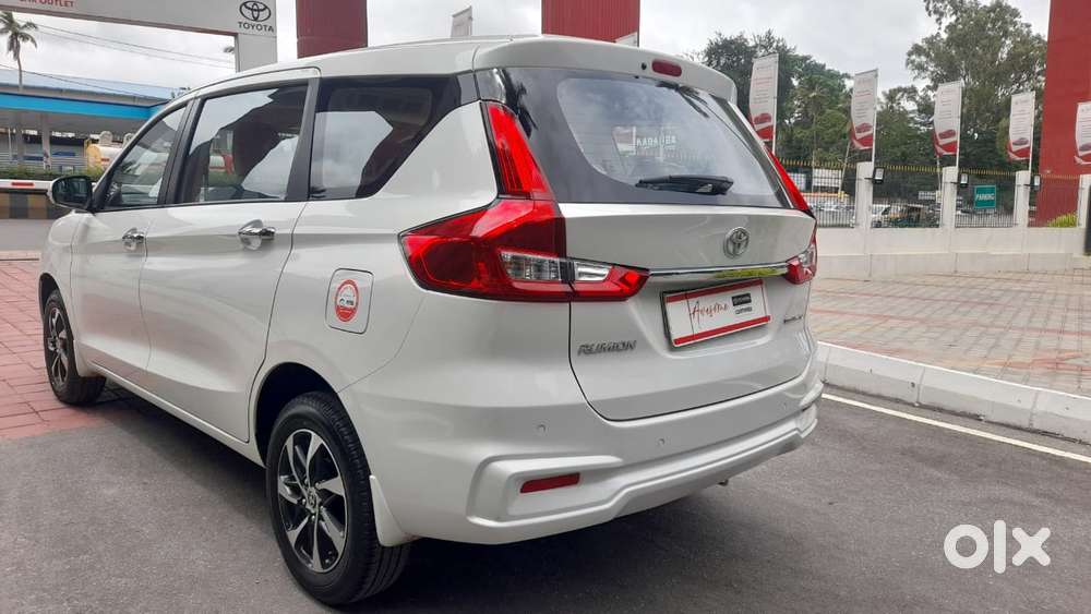 Toyota Rumion G Petrol Automatic Dual Tone, 2025, Petrol