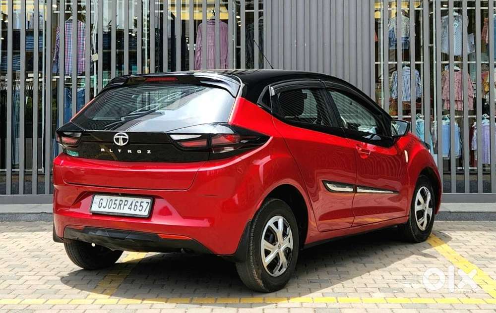 Tata Altroz 1.2 Xe, 2022, Cng & Hybrids