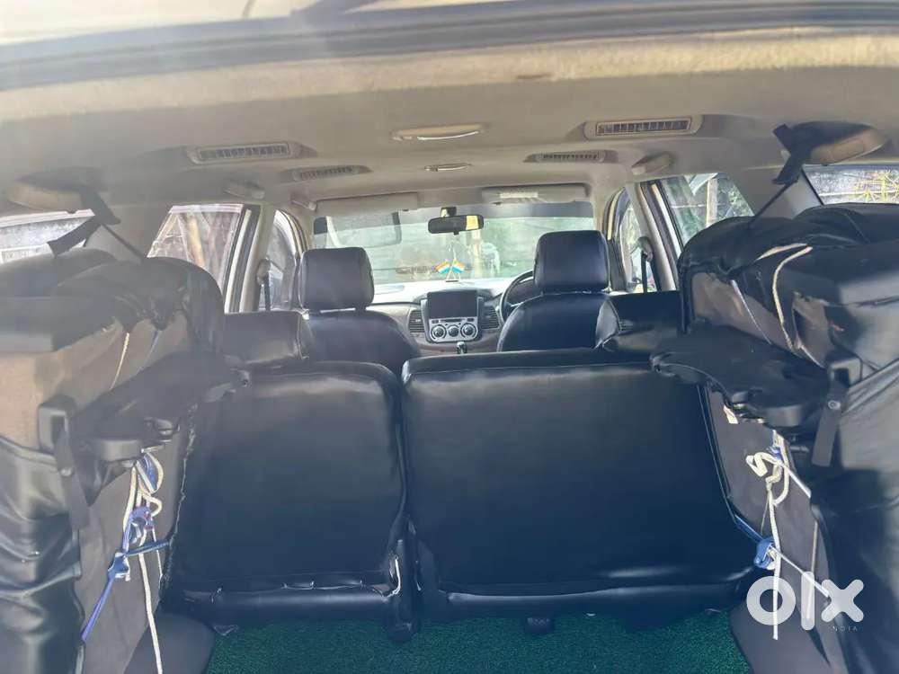 Toyota Innova 2015 Diesel 151000 Km Driven