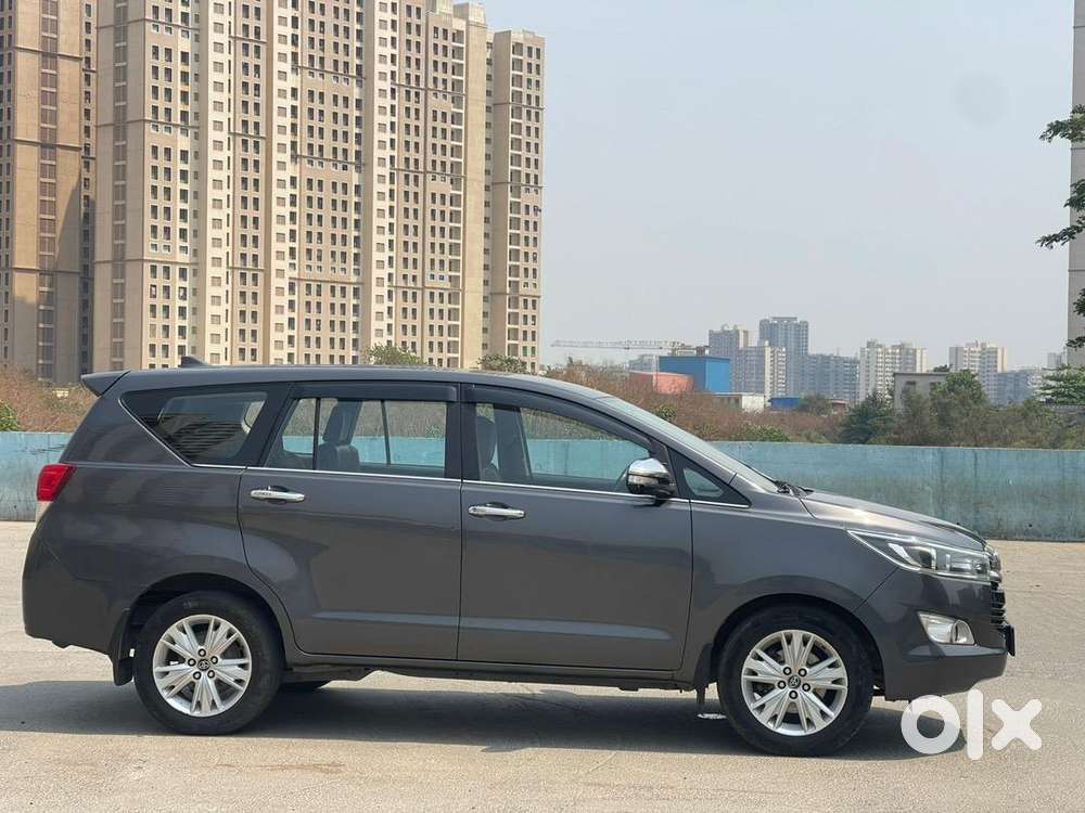 Toyota Innova Crysta 2017
