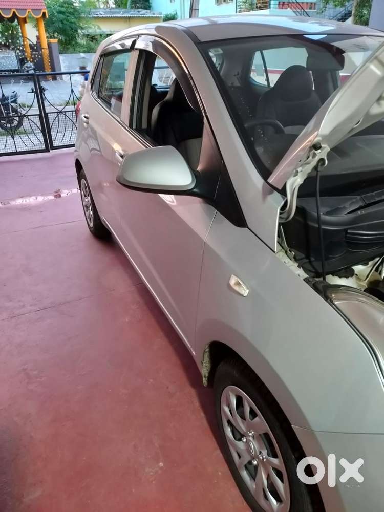 Hyundai Grand I10 2017 Petrol 28964 Km Driven