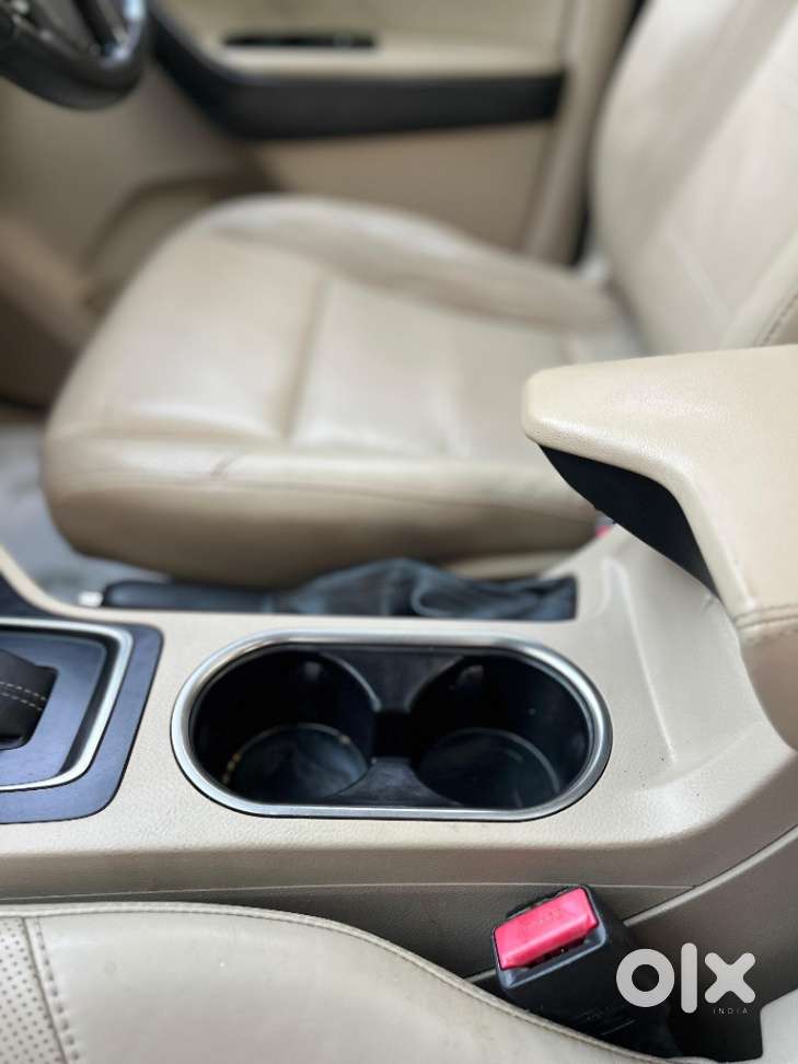 Ford Endeavour 3.2 Titanium At 4x4, 2016, Diesel