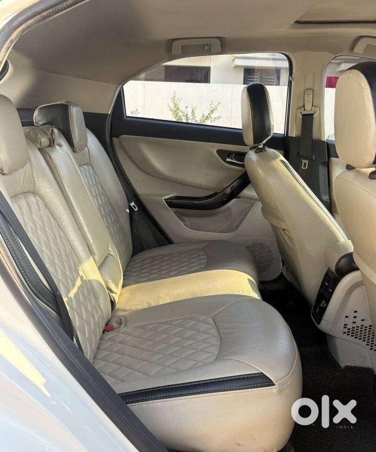 Tata Nexon 1.2 Revotron Xza Plus, 2022, Petrol