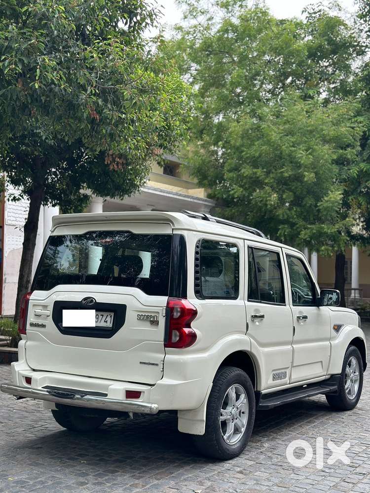 Mahindra Scorpio Intelli Hybrid S6 Plus, 2018, Diesel