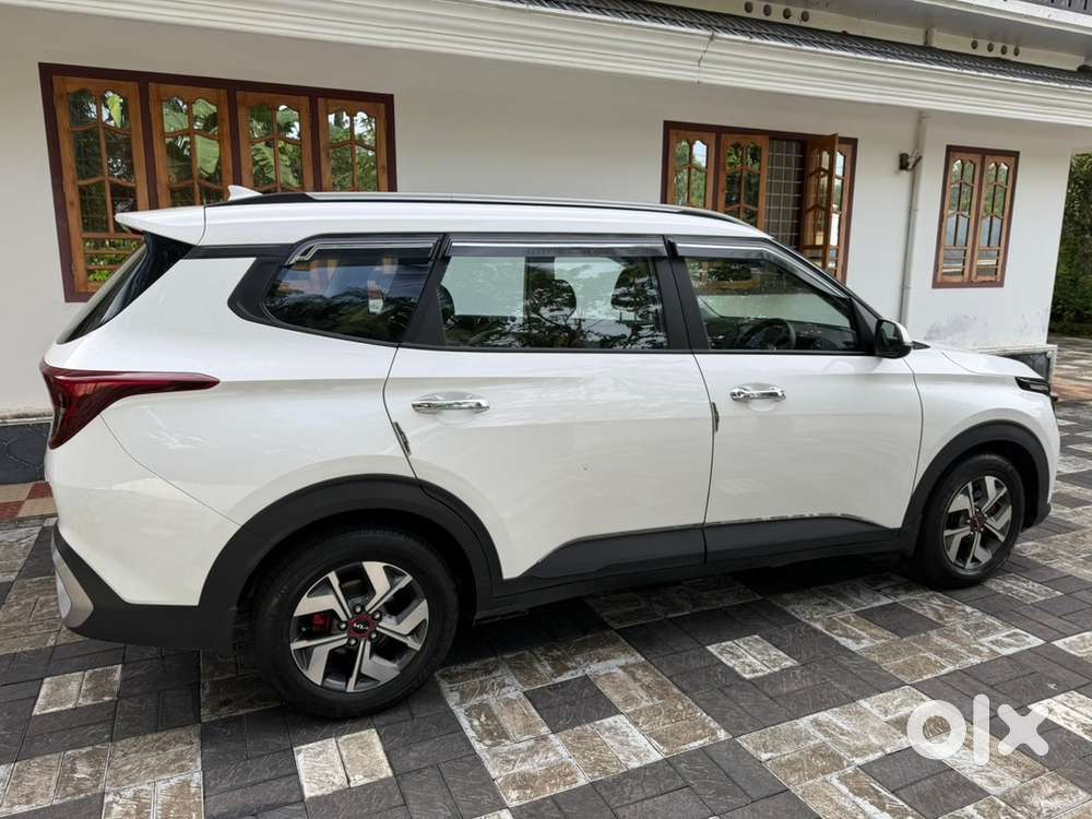 Kia Carens Prestige Diesel (7 Seater) 2022