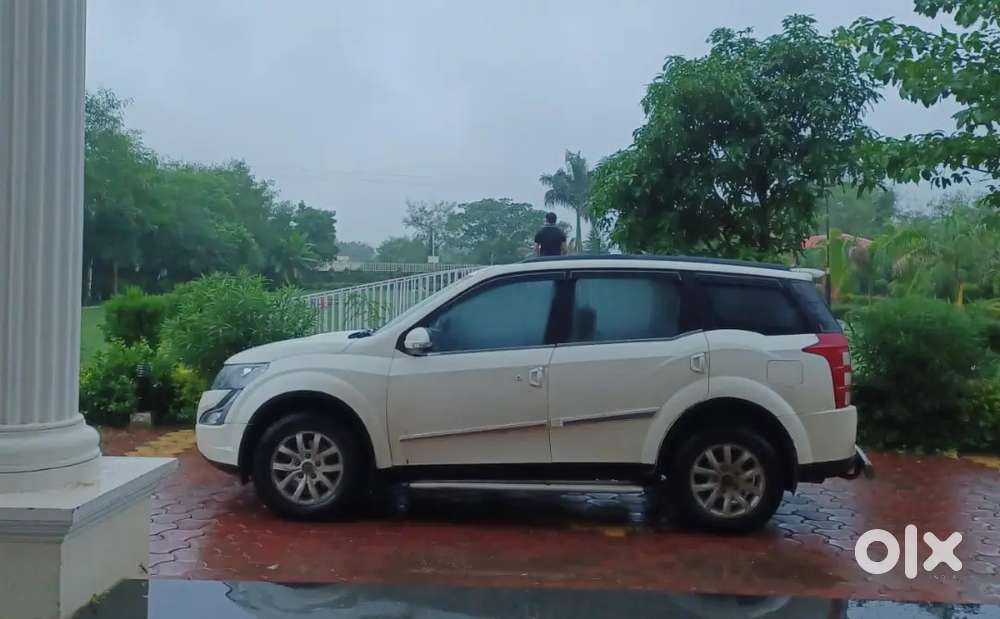 Mahindra Xuv500 W10 Top Model 2016