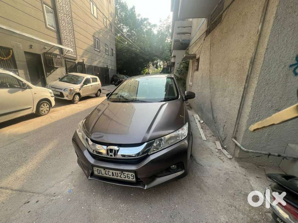 Honda City 1.5 V Cvt I-vtec Mt, 2015, Petrol