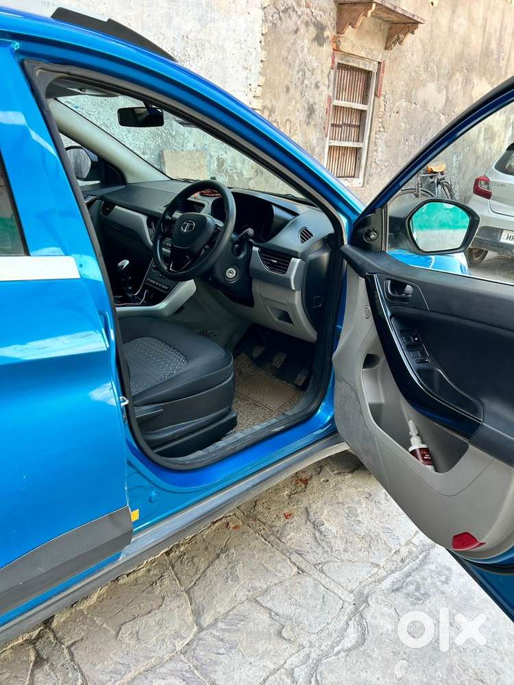 Tata Nexon Petrol 2018