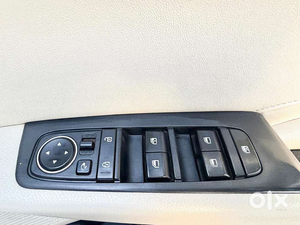 Kia Carens G1 4.6mt Luxury Plus 7, 2022, Petrol