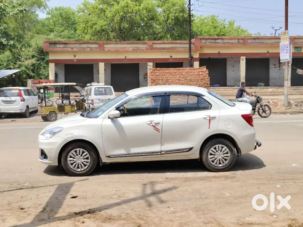 Maruti Suzuki Dzire 2021 Petrol 43643 Km Driven