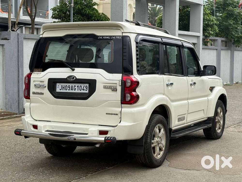 Mahindra Scorpio S10, 2017, Diesel