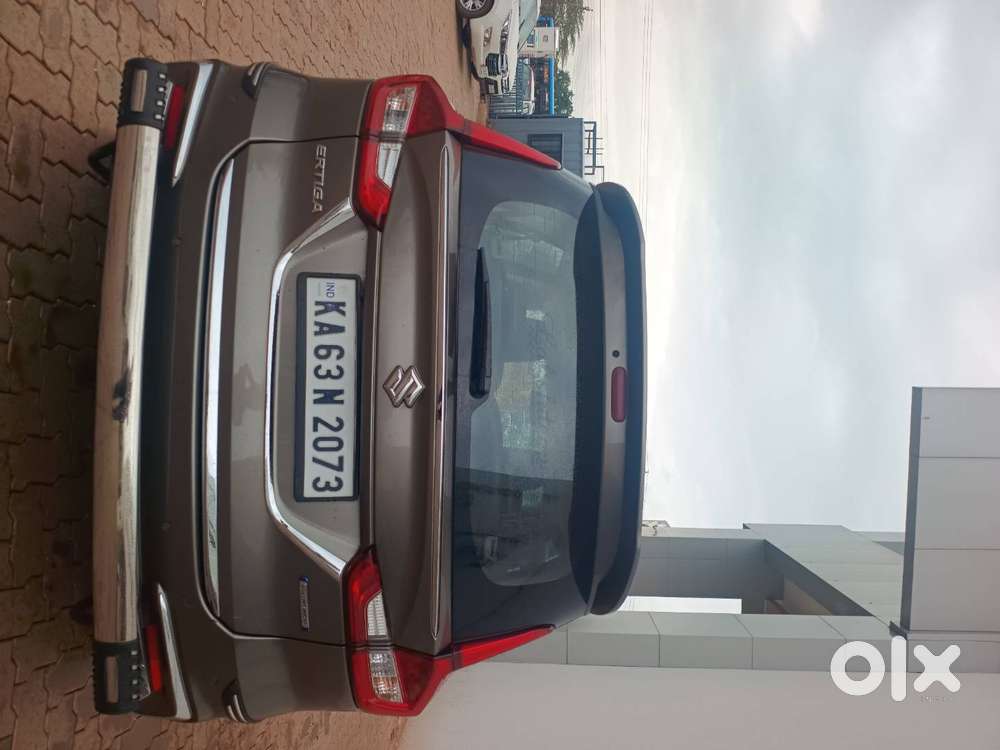 Maruti Ertiga Zxi+ 2022 Smart Hybrid Petrol