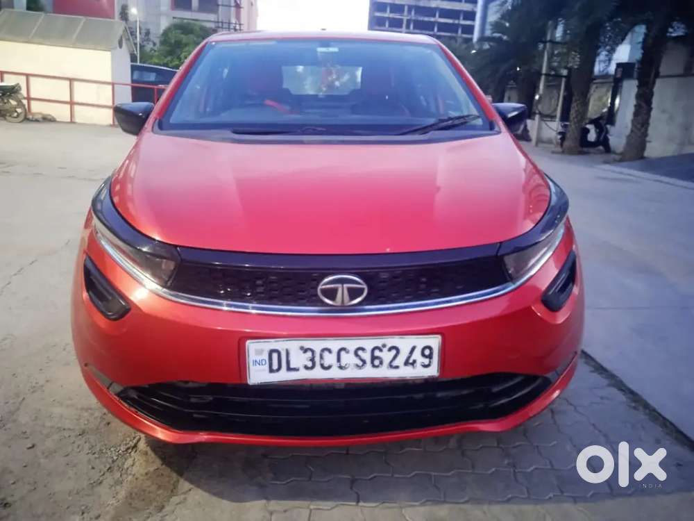 Tata Altroz Xe Petrol 2020