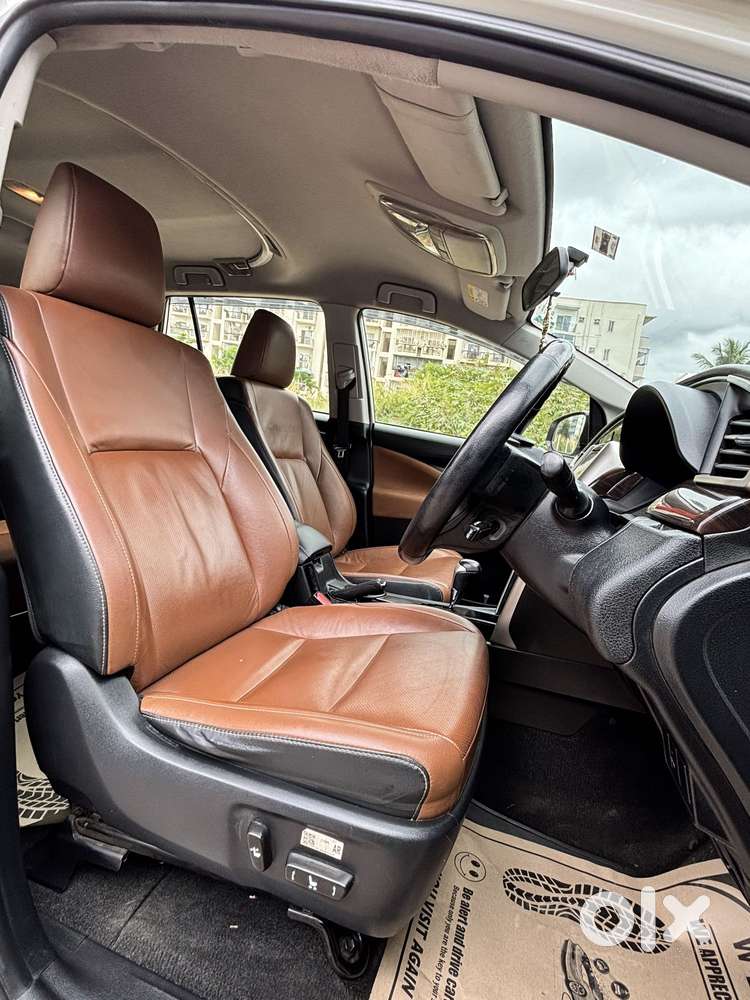 Toyota Innova Crysta 2.8z Automatic, 2019, Diesel