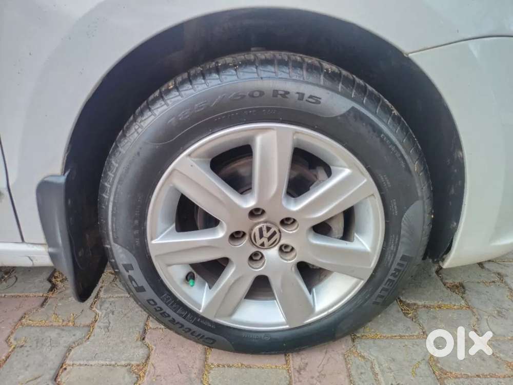 Volkswagen Vento 1.2l Tsi Highline Plus At Petrol, 2015, Petrol