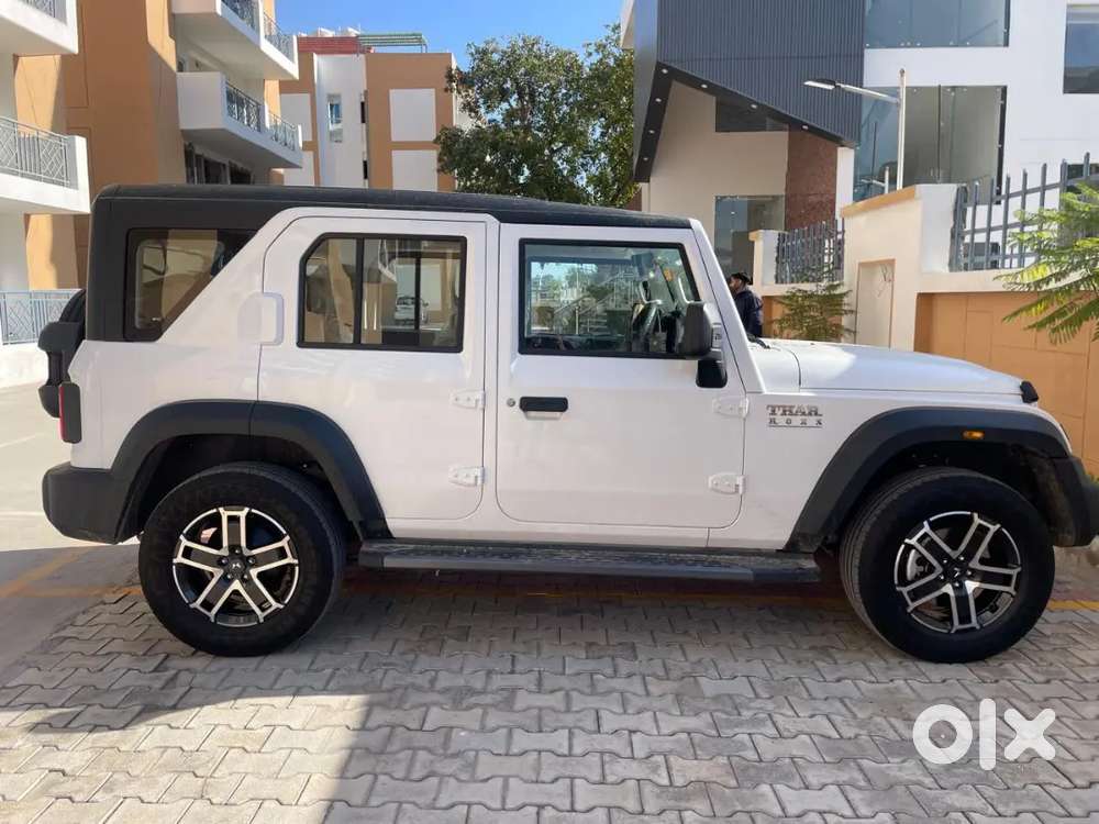 Mahindra Thar Roxx 2025