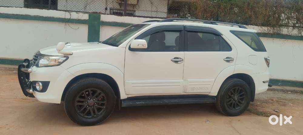 Toyota Fortuner 2011-2016 2.5 4x2 Mt Trd Sportivo, 2015, Diesel