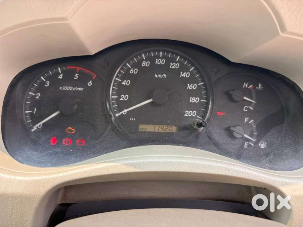 Toyota Innova 2.5 G (diesel) 8 Seater, 2013, Diesel