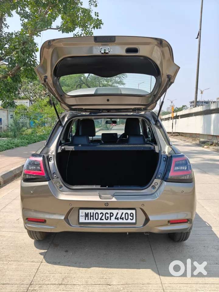 Maruti Suzuki Swift Vxi, 2025, Petrol
