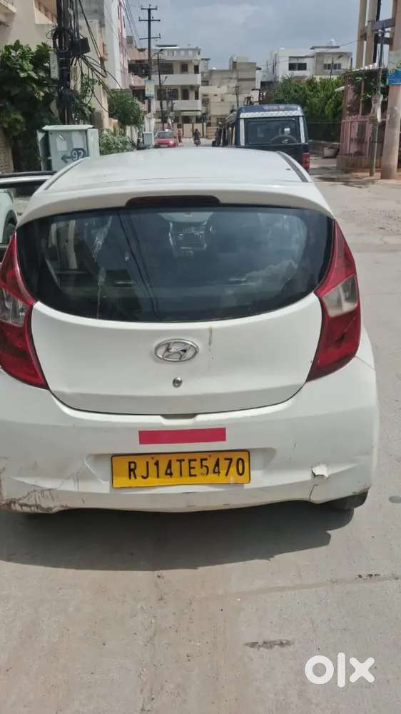 Hyundai Eon Magna+ 2018 Variant