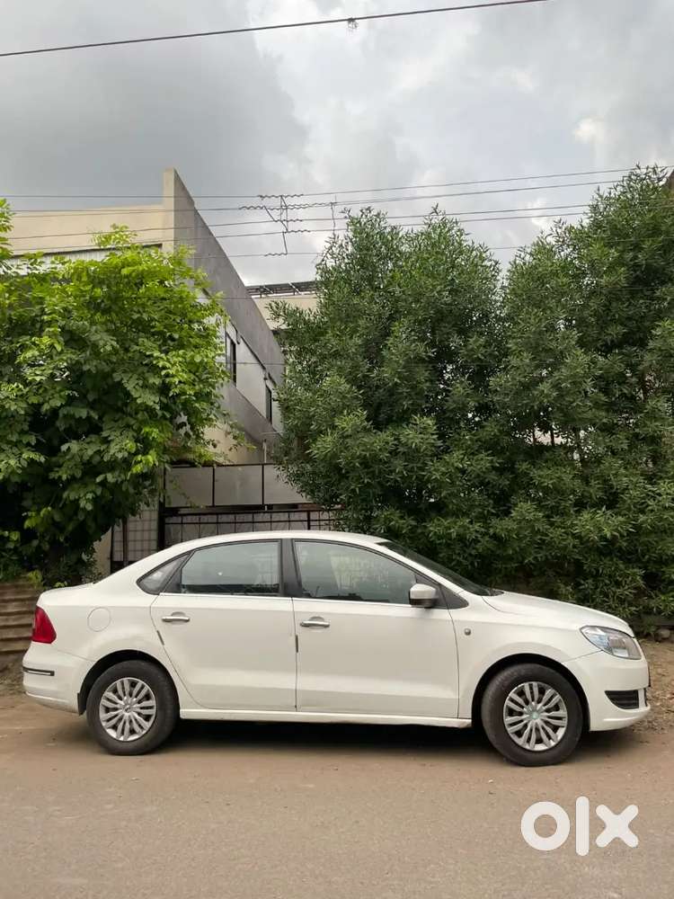 Skoda Rapid Ambition 2014 Diesel