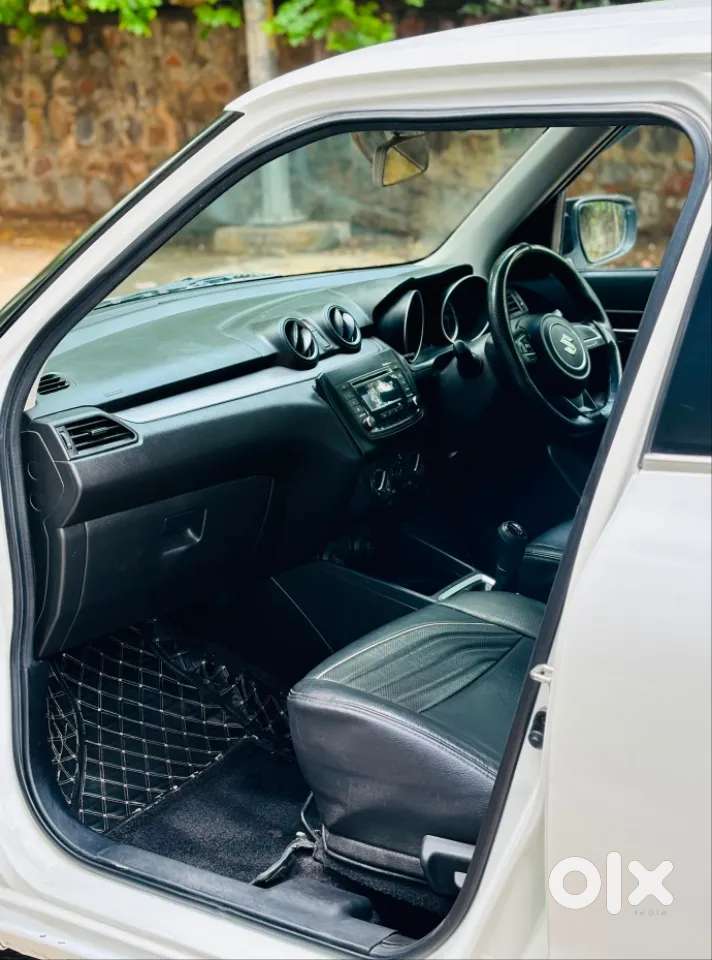 Maruti Suzuki Swift Vxi, 2023, Petrol
