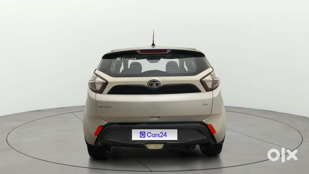 Tata Nexon 1.2 Revotron Xm, 2018, Cng & Hybrids