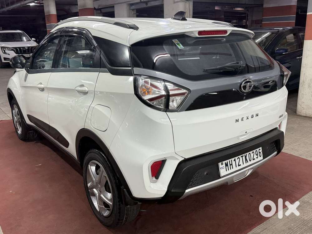 Tata Nexon 1.2 Revotron Xza Plus, 2021, Petrol
