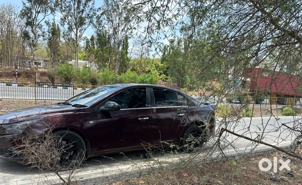 Chevrolet Cruze  Ltz Manual Top Variant