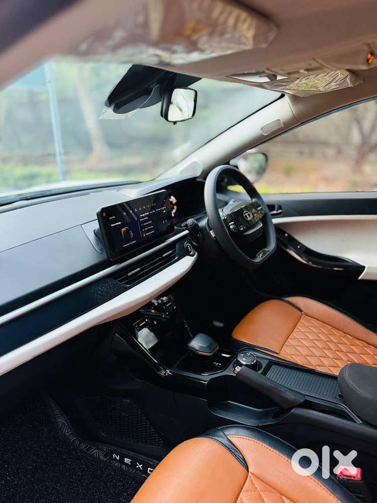 Tata Nexon Petrol Automatic 2026