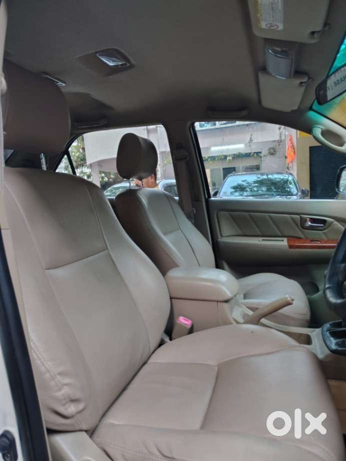 Toyota Fortuner 3.0 4x4 Manual, 2011, Diesel