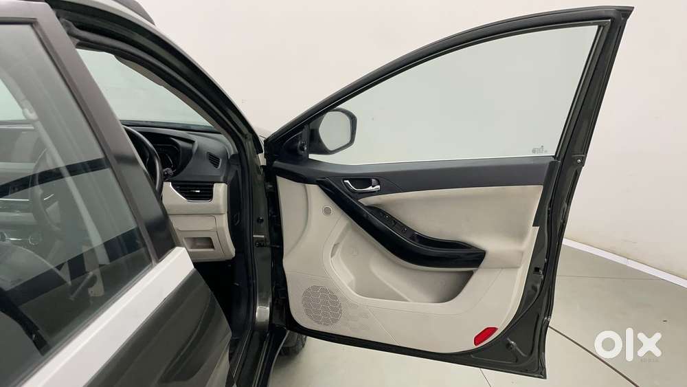 Tata Nexon 1.2 Revotron Xz Plus (s), 2021, Petrol
