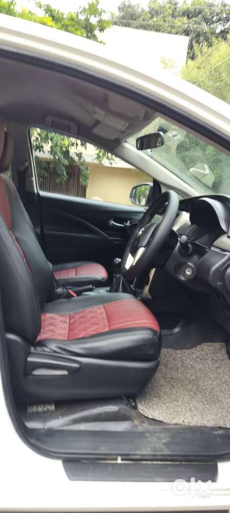 Toyota Innova Crysta 2.4 G Mt 7 Str, 2017, Diesel