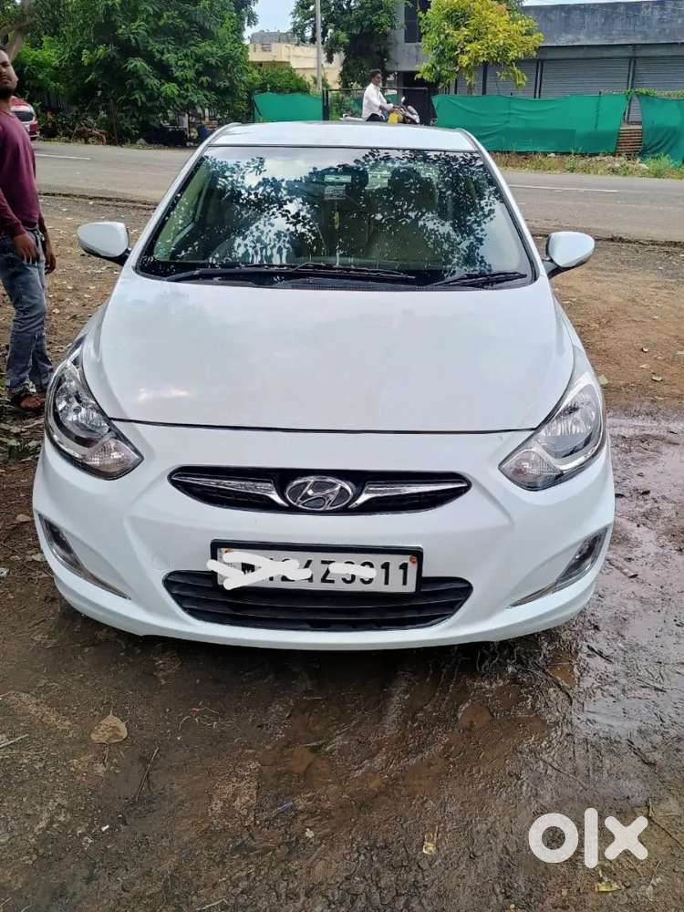 Hyundai Verna 2012 Sx(0)top Model Push Button Start