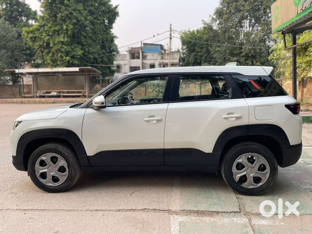 Maruti Suzuki Brezza 1.5 Vxi Smart Hybrid, 2022, Petrol