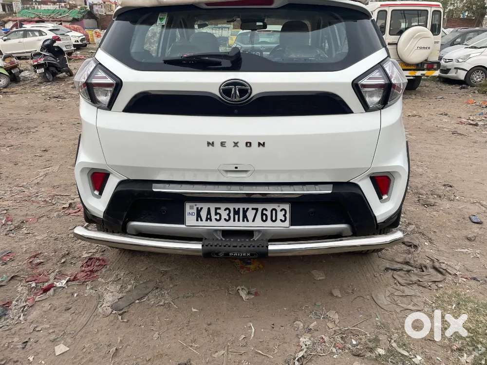 Tata Nexon June 2023 Amt | Sunroof + Ventilated Seats | 21k Km