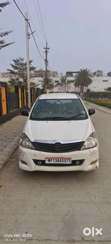 Toyota Innova Petrol 2006 Model
