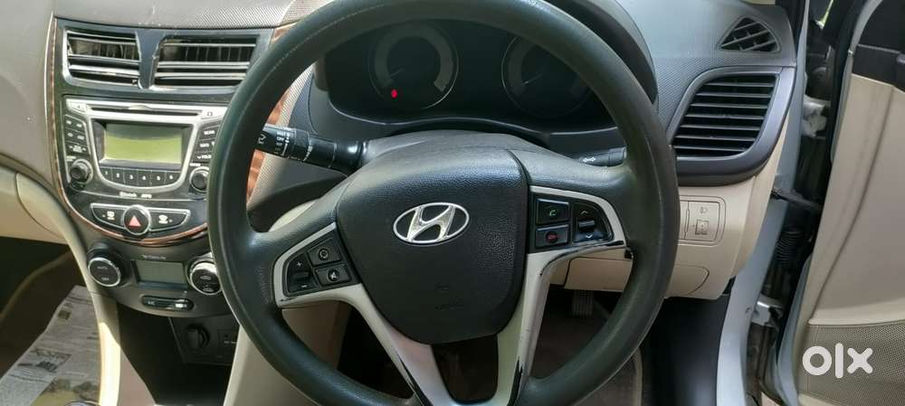 Hyundai Verna Fluidic 1.6 Crdi Sx, 2011, Diesel