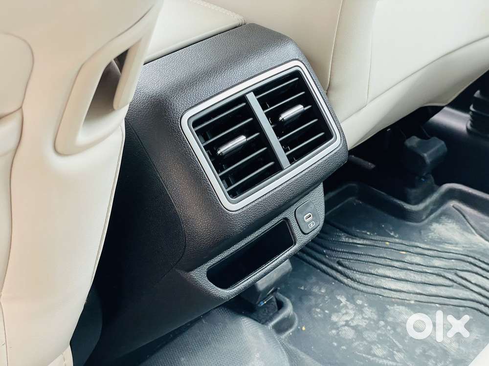 Mahindra Xuv700 2.2 Ax 7 Diesel At Str, 2023, Diesel