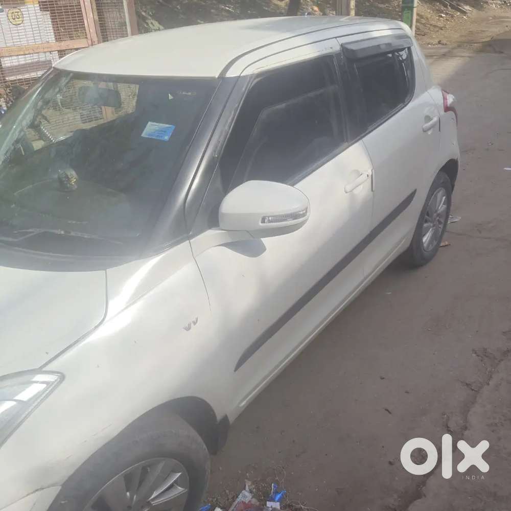 Maruti Suzuki Swift 2015