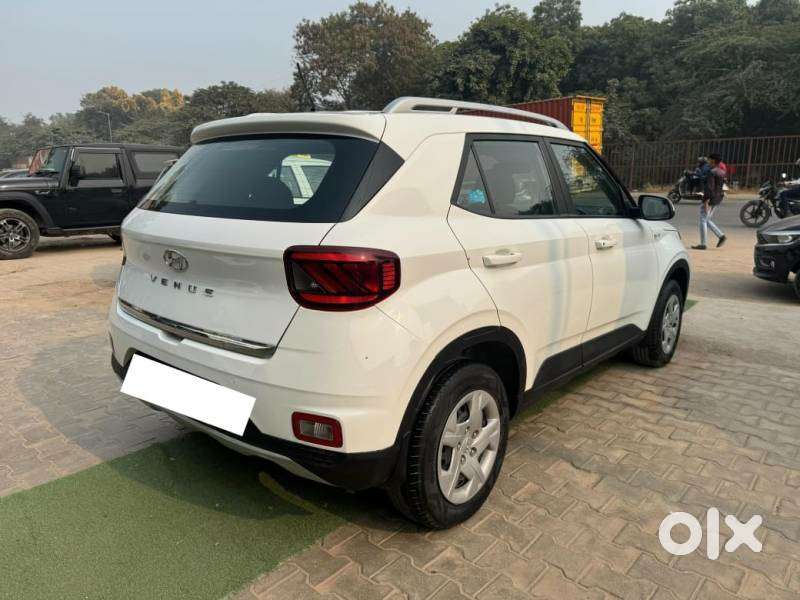 Hyundai Venue S 1.2 Petrol, 2019, Petrol
