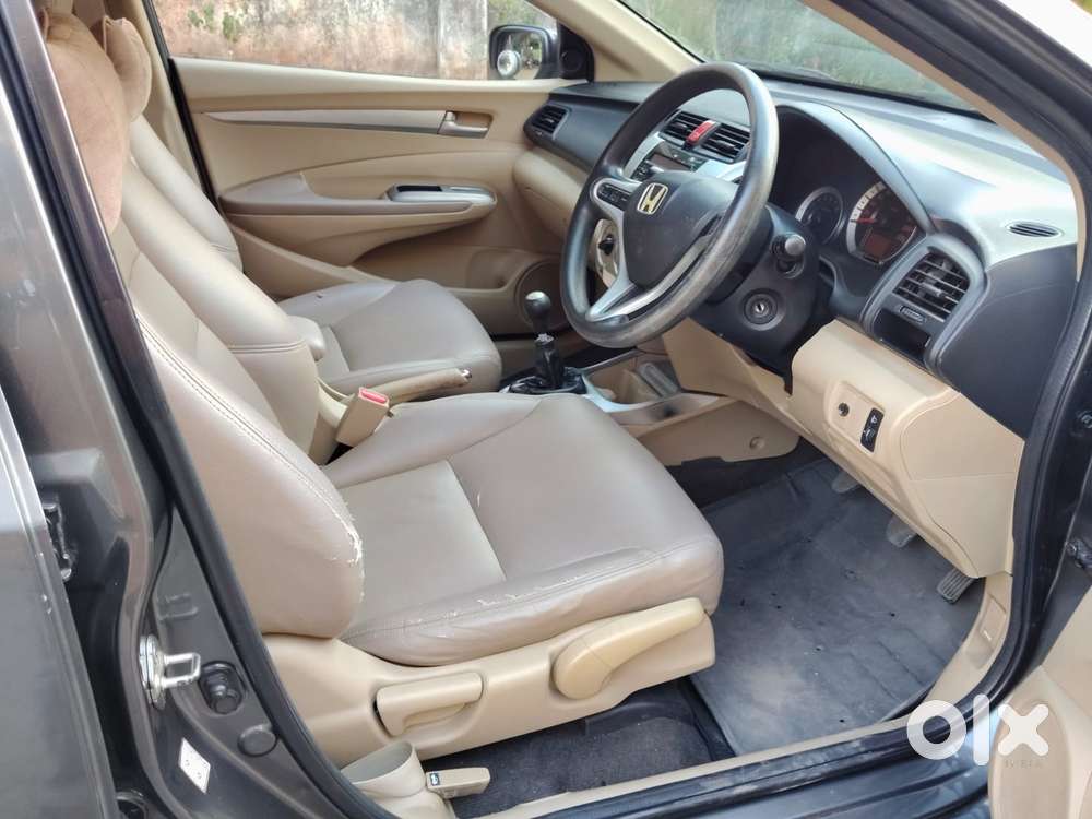 Honda City V Mt Exclusive, 2010, Petrol